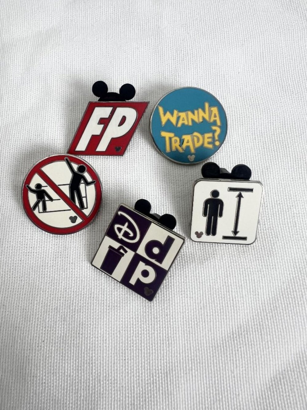 Disney Parks enamel pins Park Map Icons 2008 Hidden Mickey Series III set of 5
